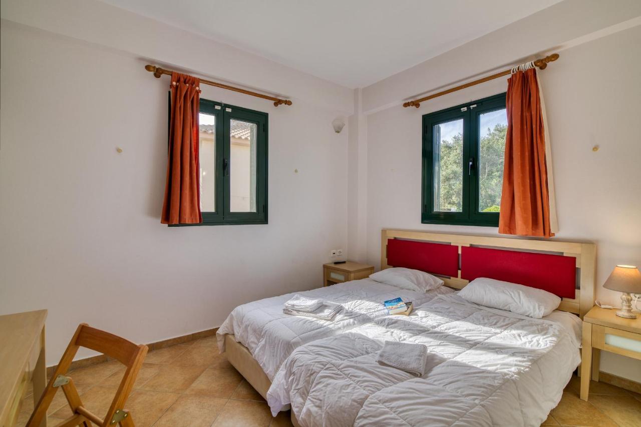 Analipsi Beach Front Villas Kástro Tornéze Eksteriør billede
