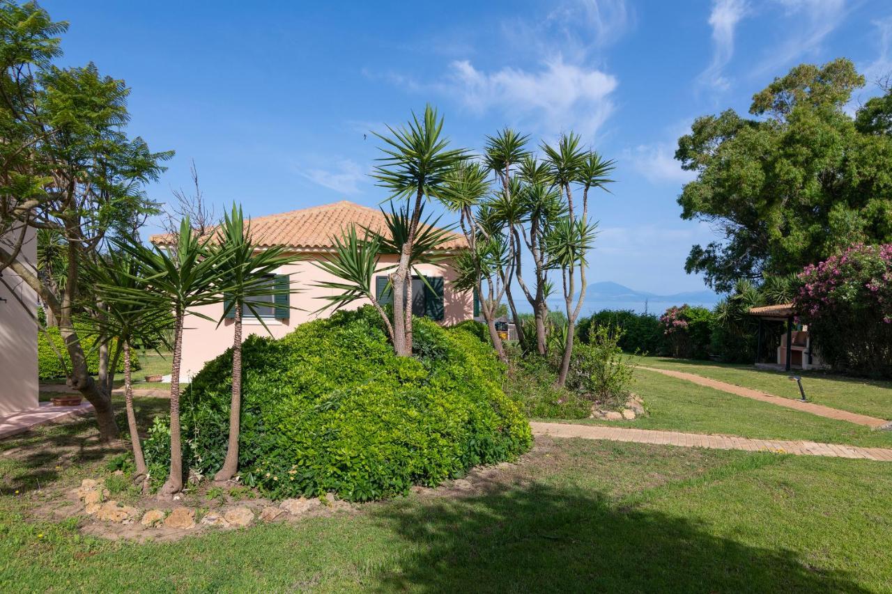 Analipsi Beach Front Villas - Happy Rentals Kástro Tornéze Eksteriør billede