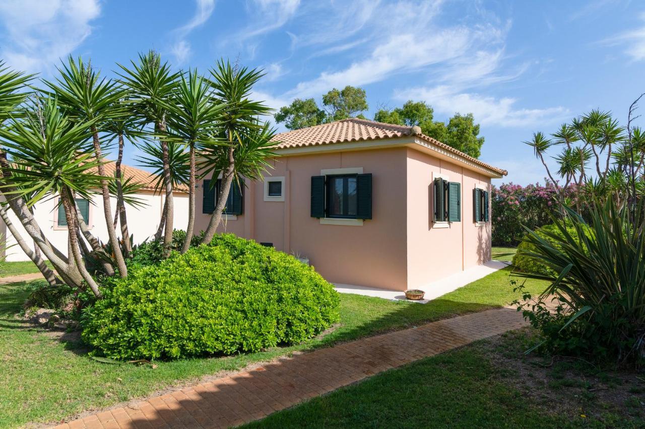Analipsi Beach Front Villas Kástro Tornéze Eksteriør billede