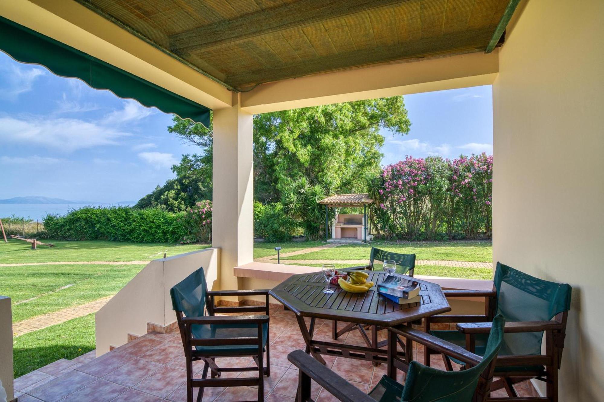 Analipsi Beach Front Villas - Happy Rentals Kástro Tornéze Eksteriør billede